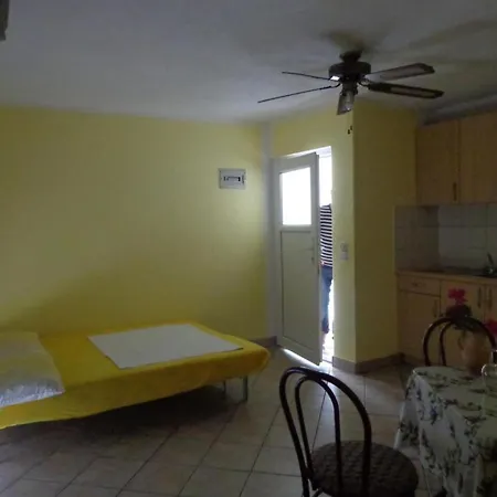 Popi - One Bedroom With Balcony 3 Vodice