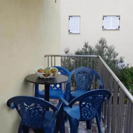 Popi - One Bedroom With Balcony 3 * Vodice
